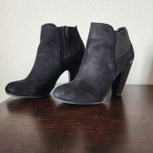 Kohl's Candie's Elegant Black Ankle Boots Size: 7.5